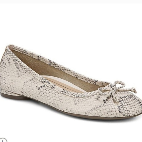 Vionic Women Callisto Embs snake Loafer Slip on shoes sz 7 - Picture 1 of 13